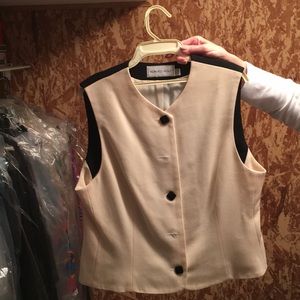Howard wolf cream and black vest